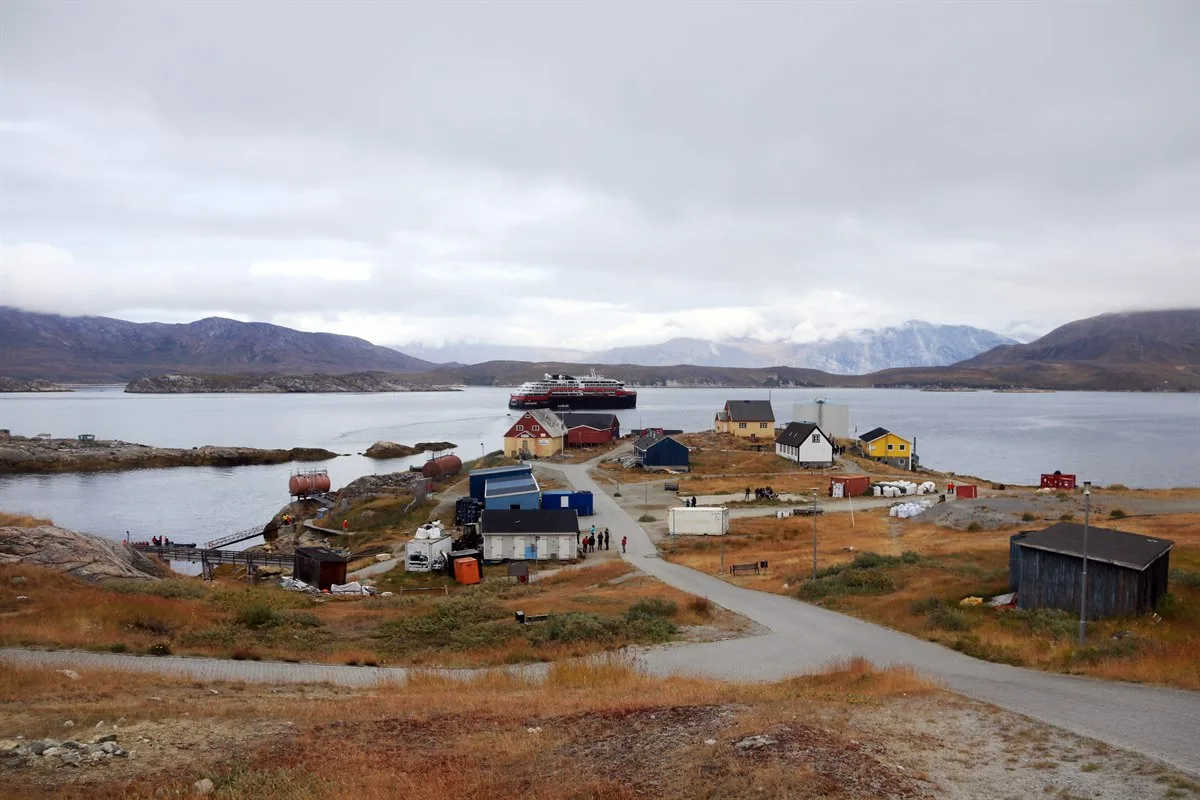 Entdeckungsreise nach Grönland – Von Reykjavík nach Nuuk | MS FRIDTJOF NANSEN