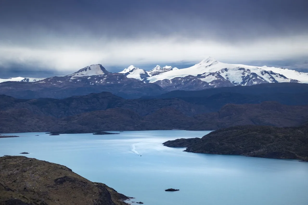 Patagonischer Fjord-See