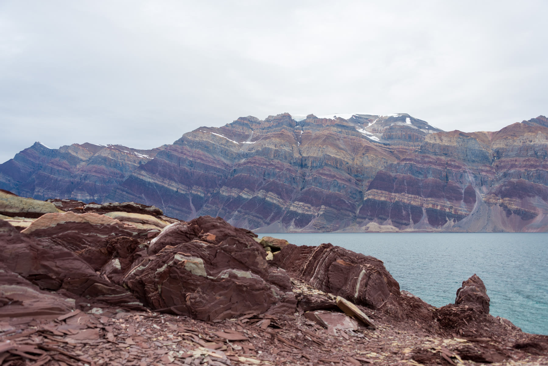 Gefaltete Sedimentschichten im Nationalpark