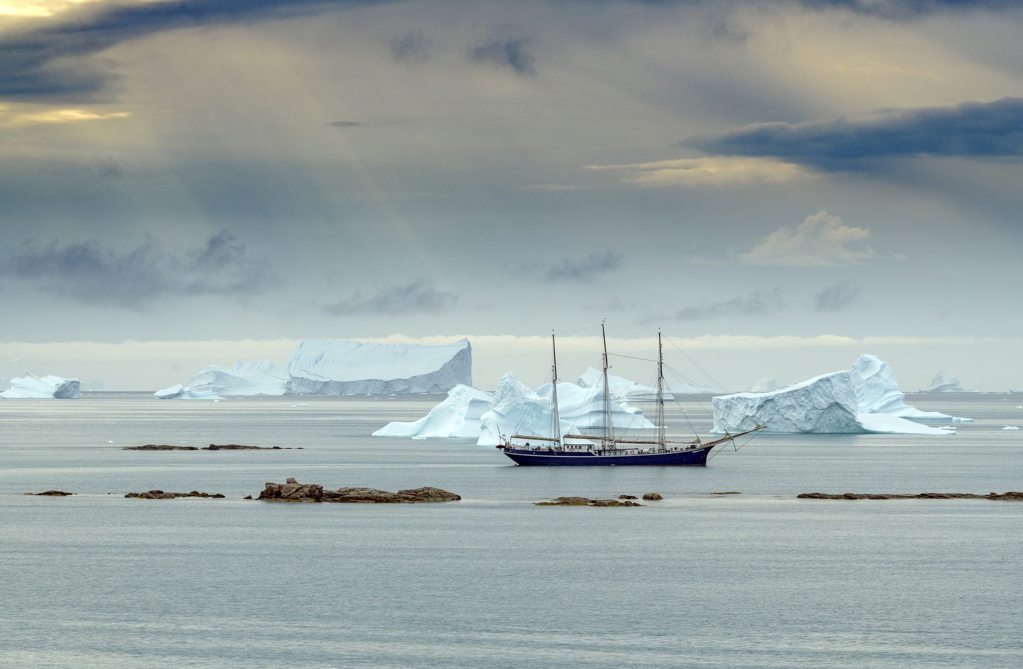 Ostgrönland, Scoresby Sund - Polarlichter, Fliegen und Segeln