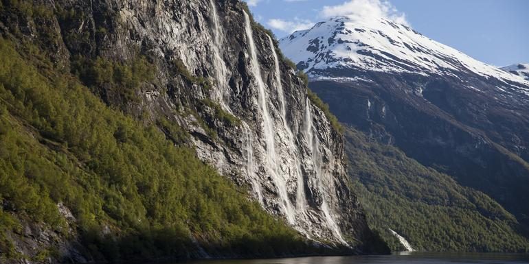 Norwegische Fjorde und Schottisches Hochland | MS EXPEDITION