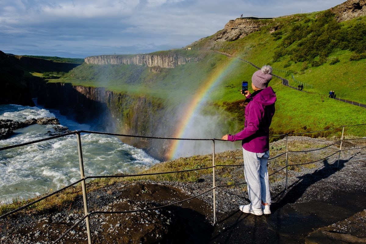 Gullfoss mit Regenbogen