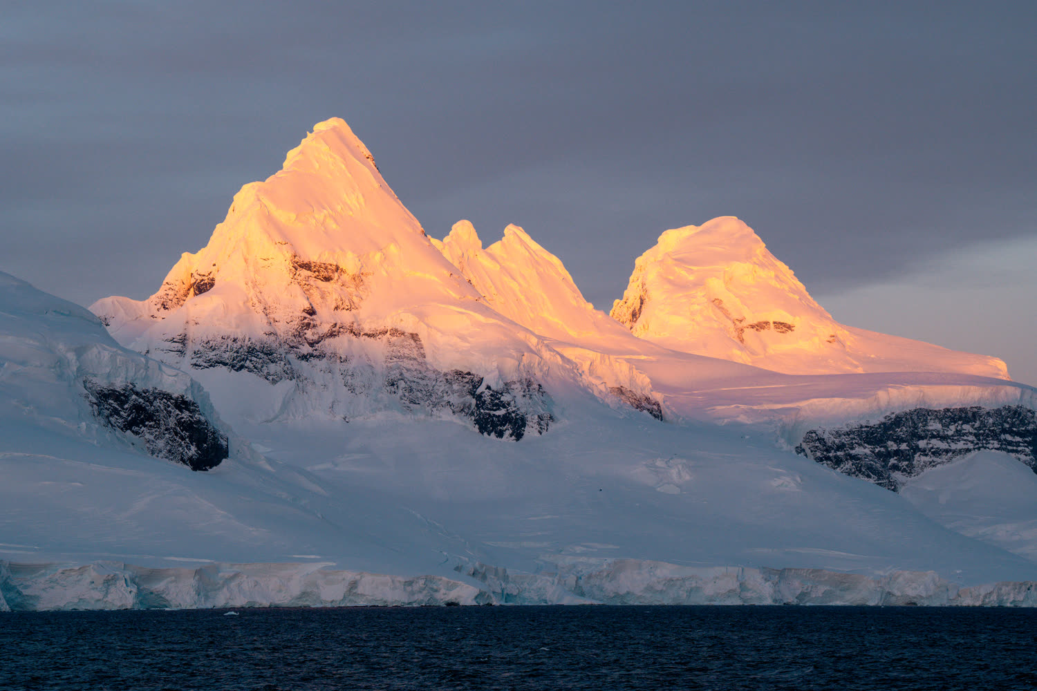 Paradise Bay — eine der spektakulärsten Buchten der Halbinsel — Foto: G Adventures