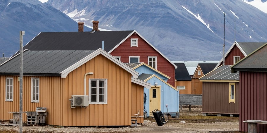 day-3-6-ny-alesund-svalbard-hgr-140236genna_roland_2500x1250.jpg — Foto: HX