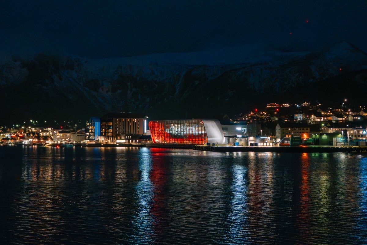 Stokmarknes, Vesterålen · Foto: Kay Fochtmann
