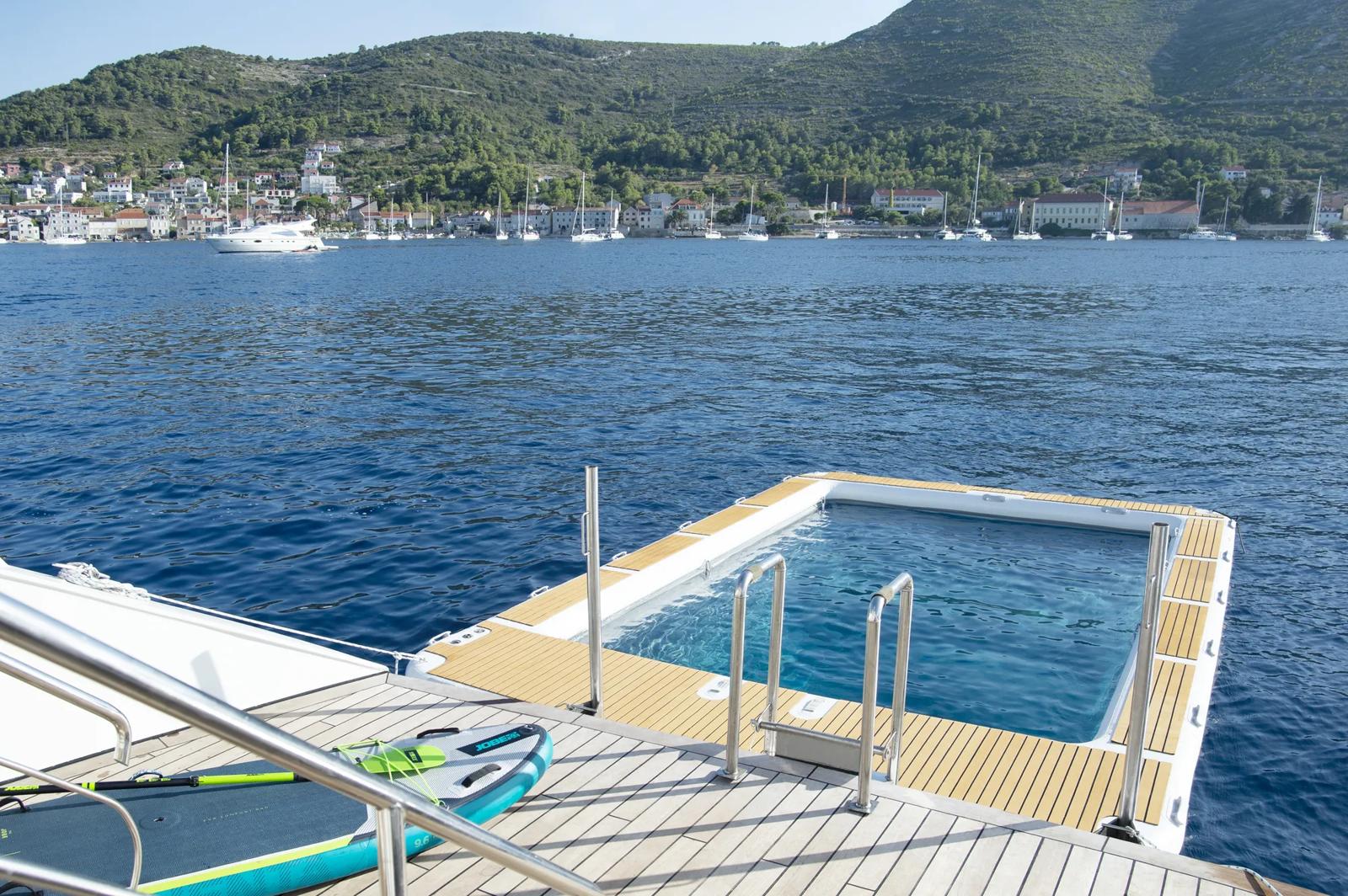 Luxuriöse Suite mit privatem Balkon — 