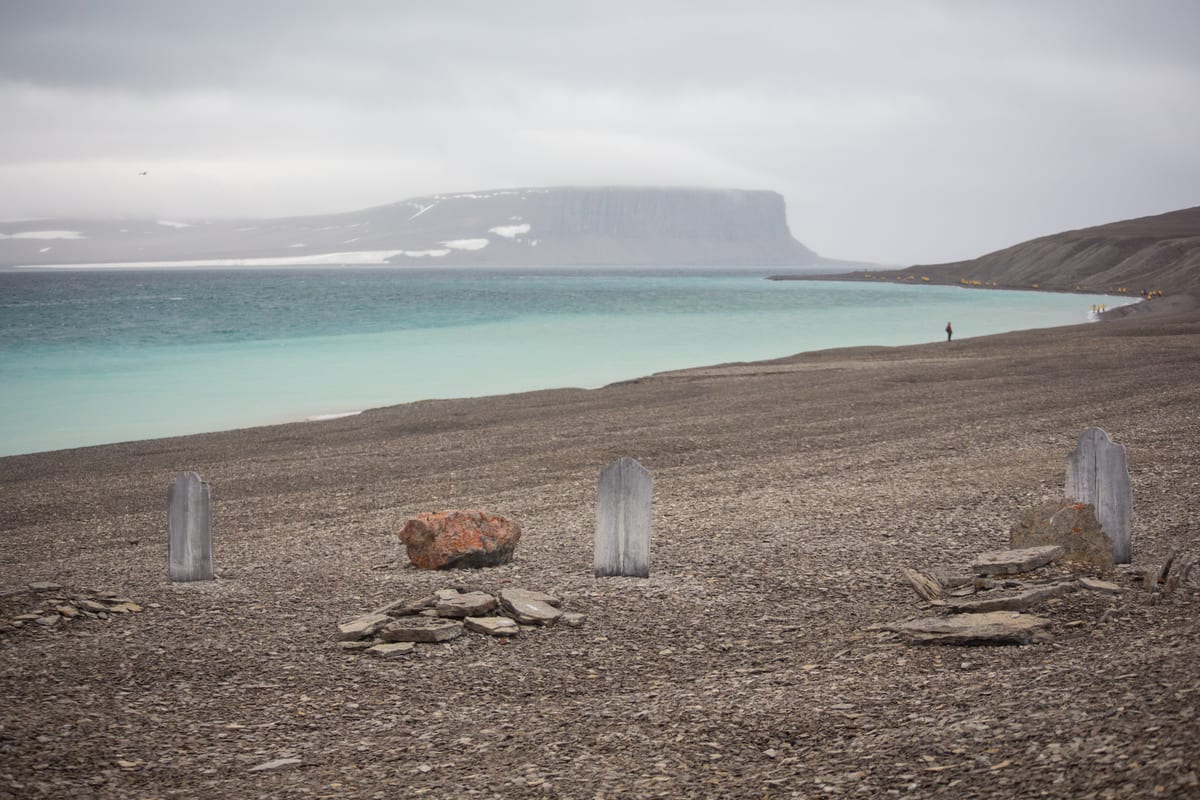 Beechey Island – Gräber der Franklin-Expedition — Foto: Quark Expeditions