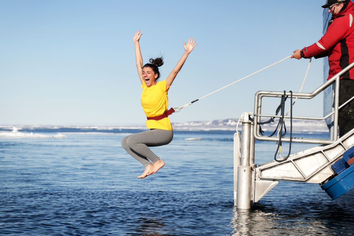 Der legendäre Polar Plunge — Foto: Quark Expeditions