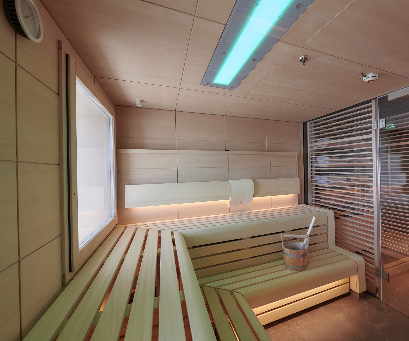 Nordische Sauna — Dazu eine KLAFS-Infrarotsauna