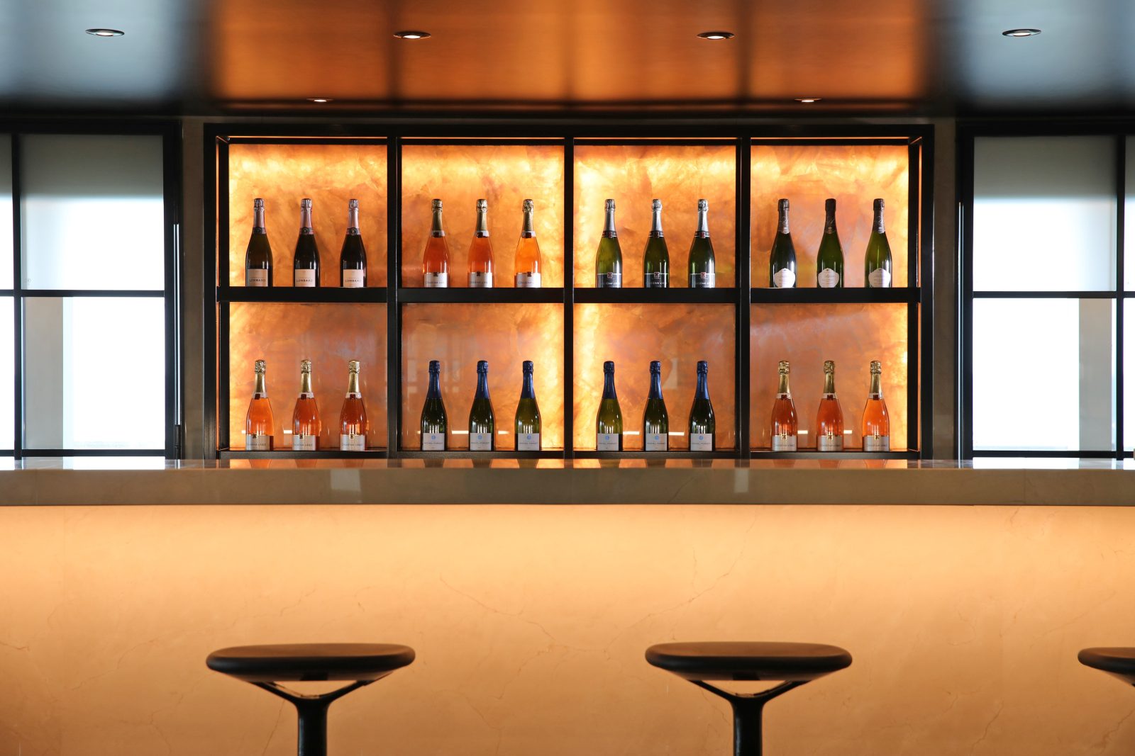 Champagner-Bar — Neben dem Lumière auf Deck 5