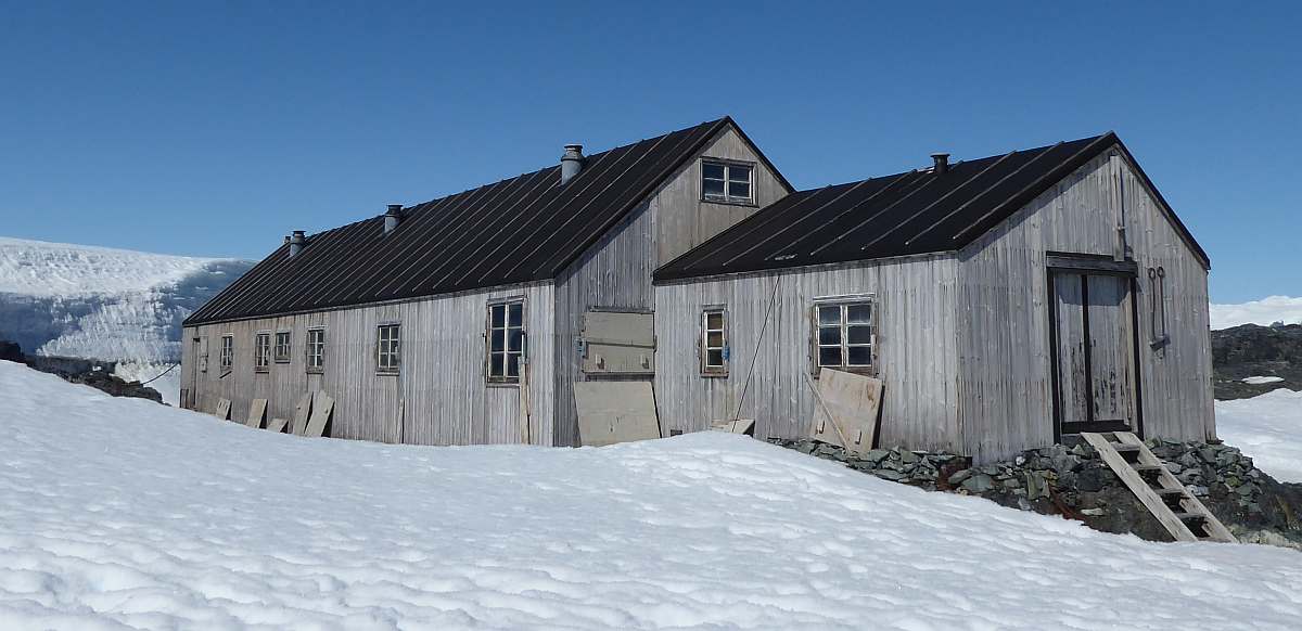 OTL-Base W, Detaille Island © Victoria Salem - Oceanwide Expeditions.jpg_Victoria Salem-small