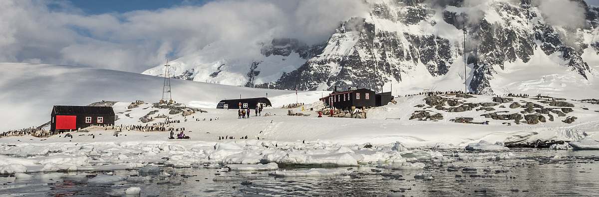 PLA-Port Lockroy, Antarctica © Dietmar Denger;Oceanwide_Dietmar Denger-small