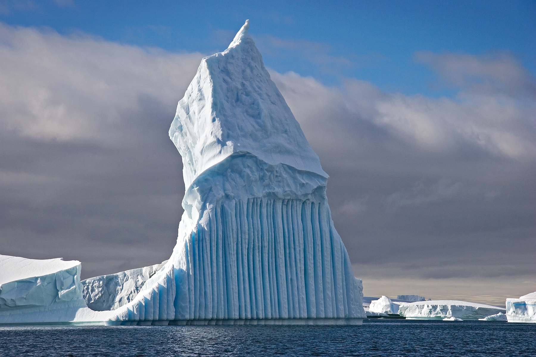 OA-Antarctica_Iceberg_001_XTS-slider