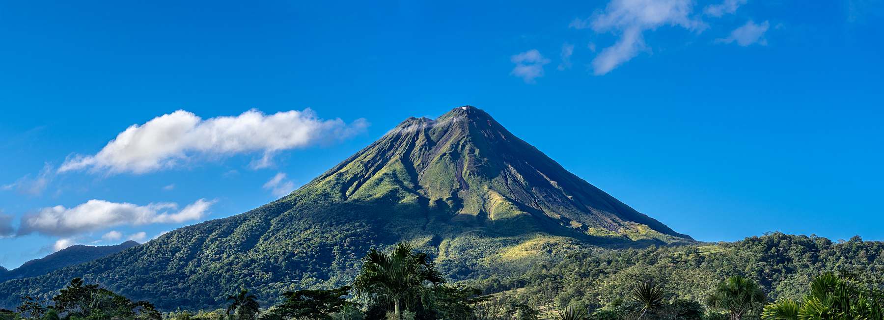 Costa Rica-shutterstock_1610456893-slider