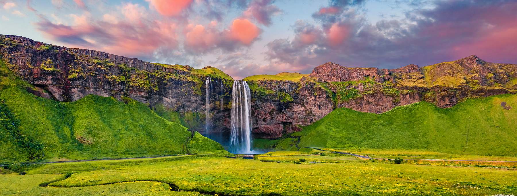 Island-shutterstock_1653760291-slejalandfoss-slider