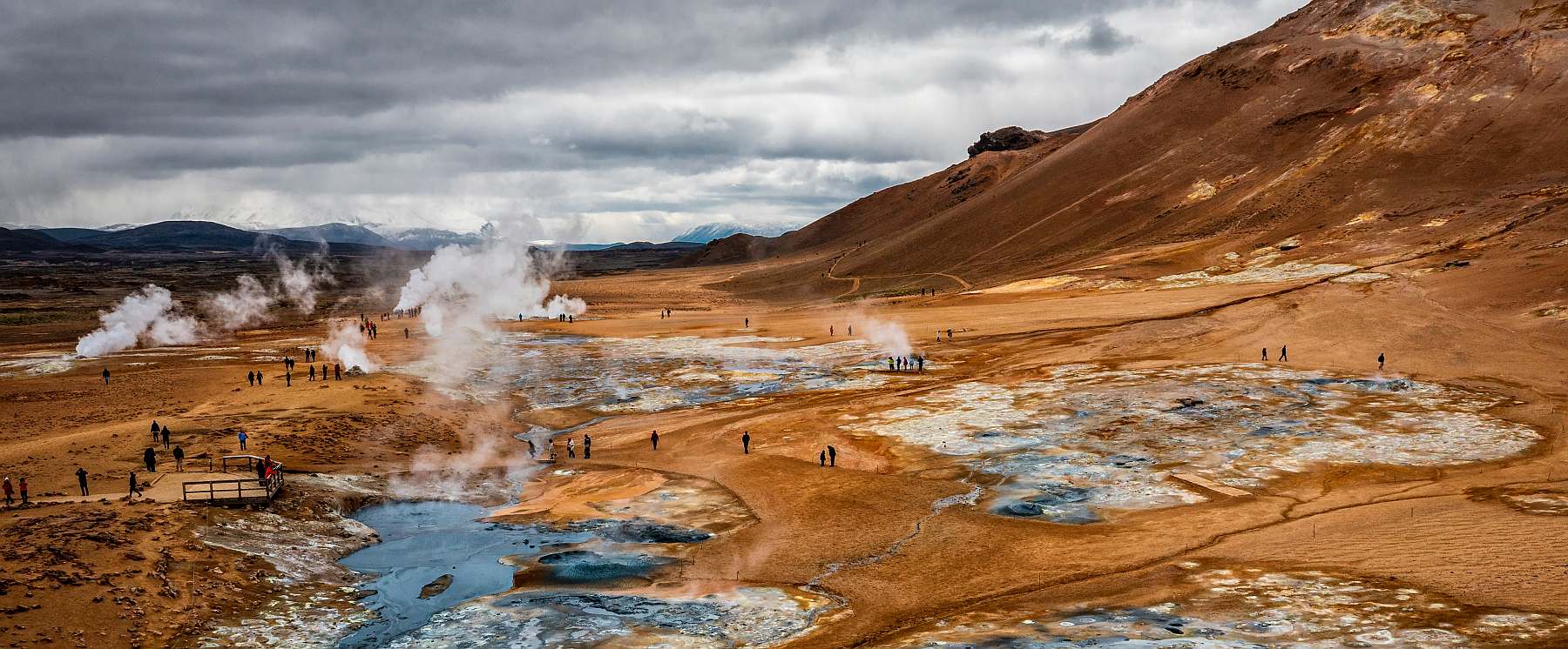 Island-shutterstock_2098730065-slider