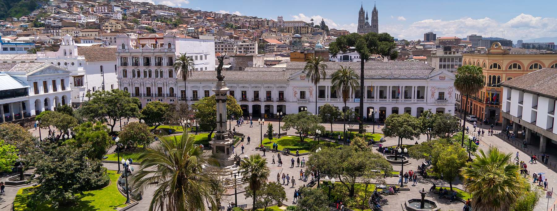Ecuador-shutterstock_2295536369-slider