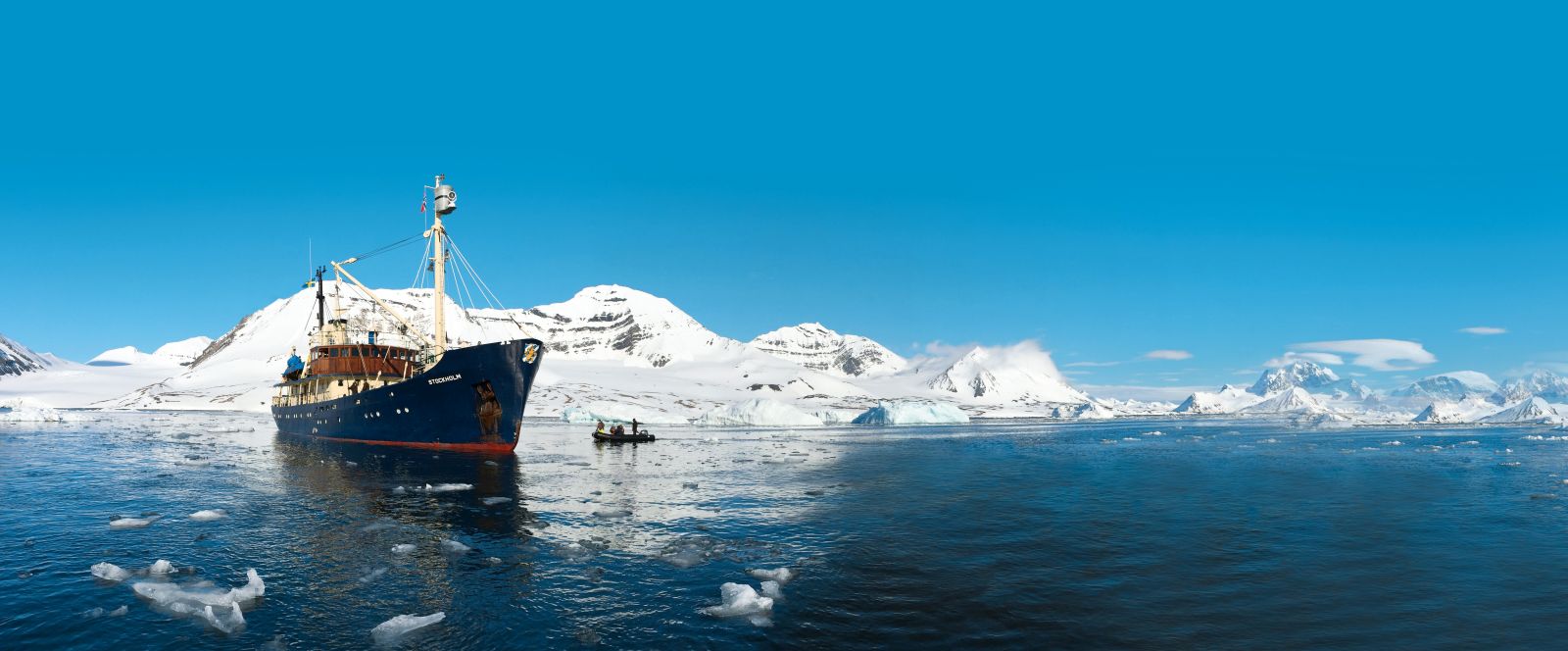 svalbard_adventure_Copyright_Adam Rheborg (3)_slider