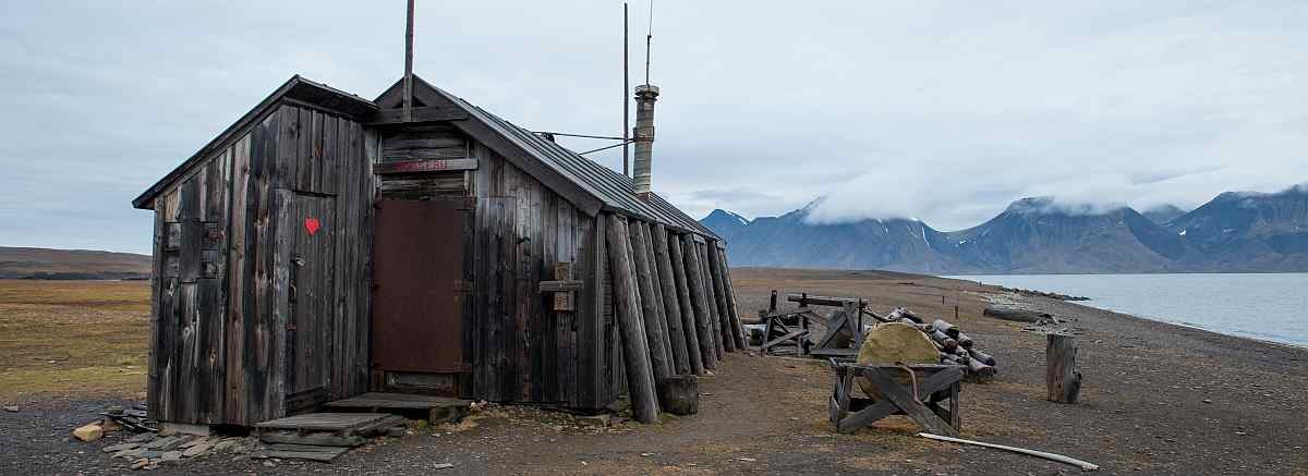 HDS-SpitzbergenmitNordauslandet-oceanwide_spitzbergen_82964b84c31737f559533b61221a1a90876f6db9_small