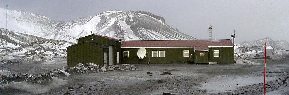HDS03-26Jan Mayen weather station_Oceanwide Expeditions-small