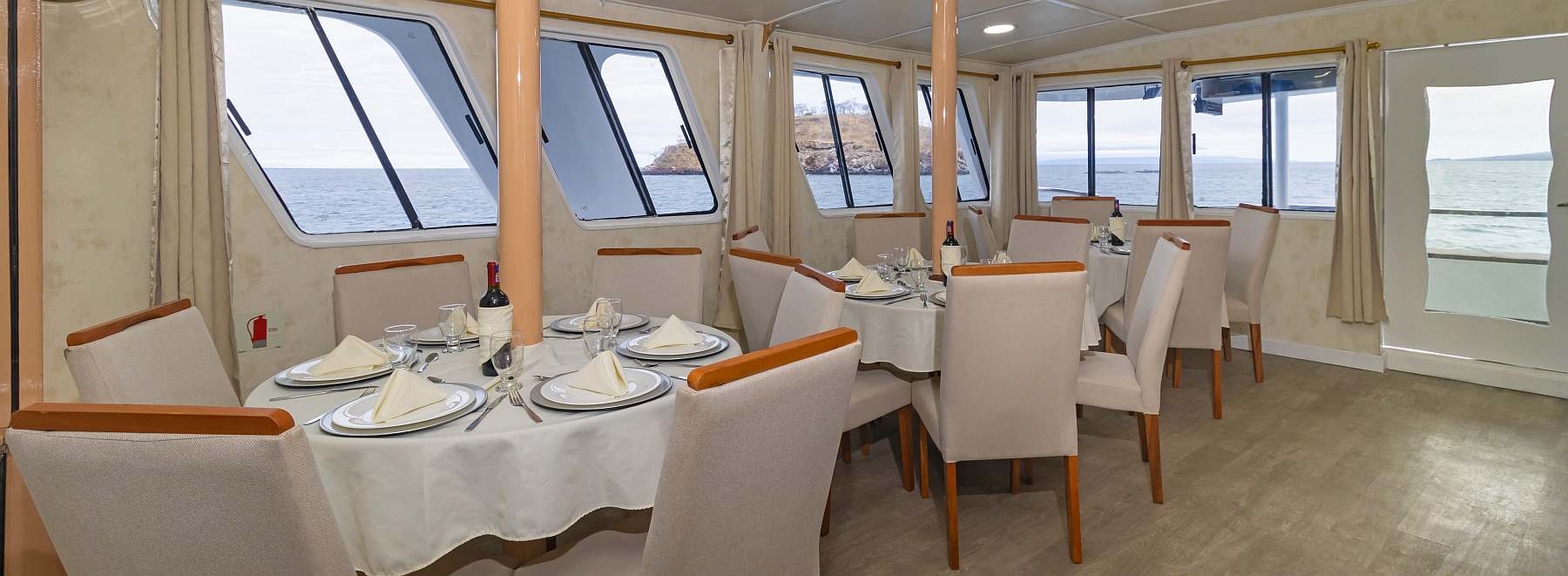 Galapagos: Zentrale, südliche und östliche Inseln | 10 Tage YOLITA - Polar