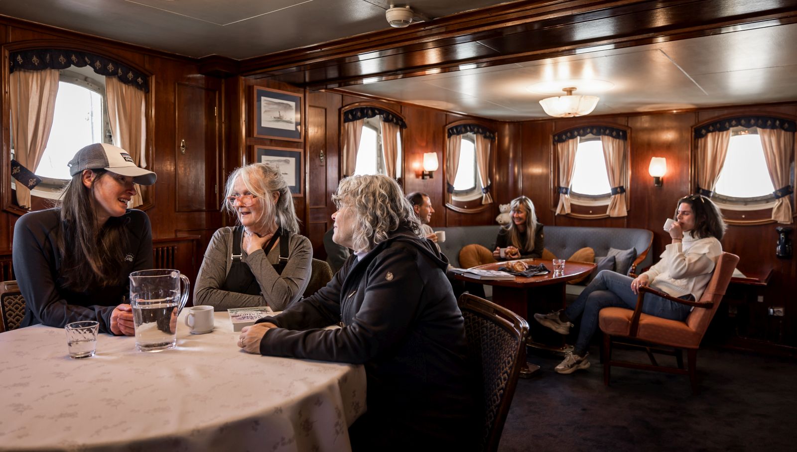 STOCKHOLM | 12 Passagiere - Polar