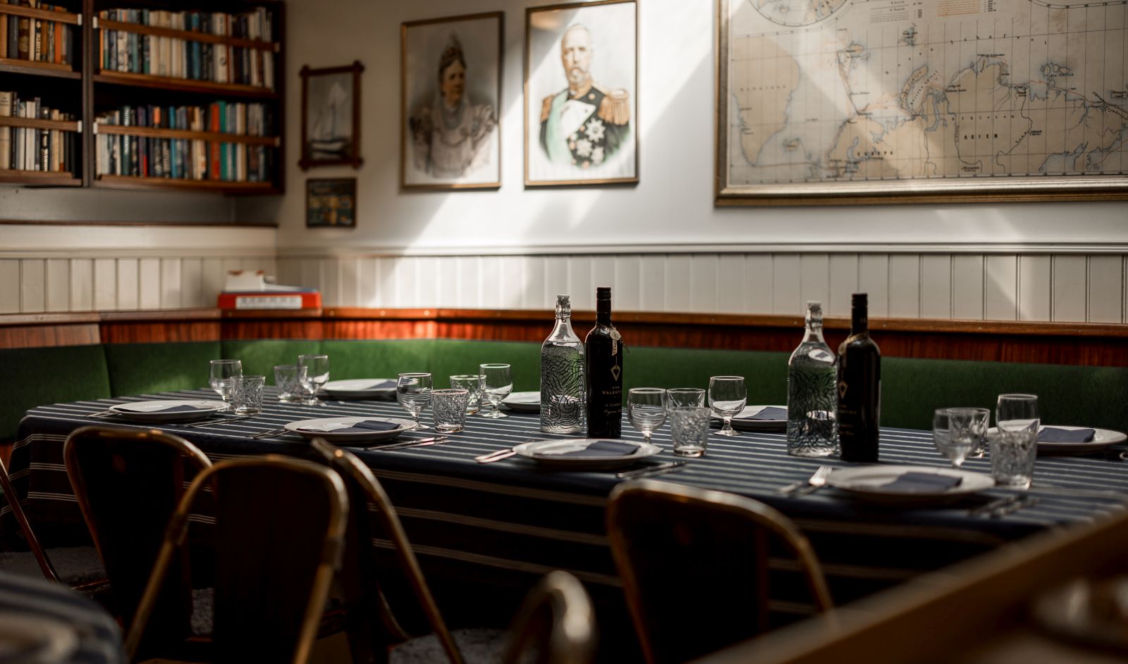 STOCKHOLM | 12 Passagiere - Polar