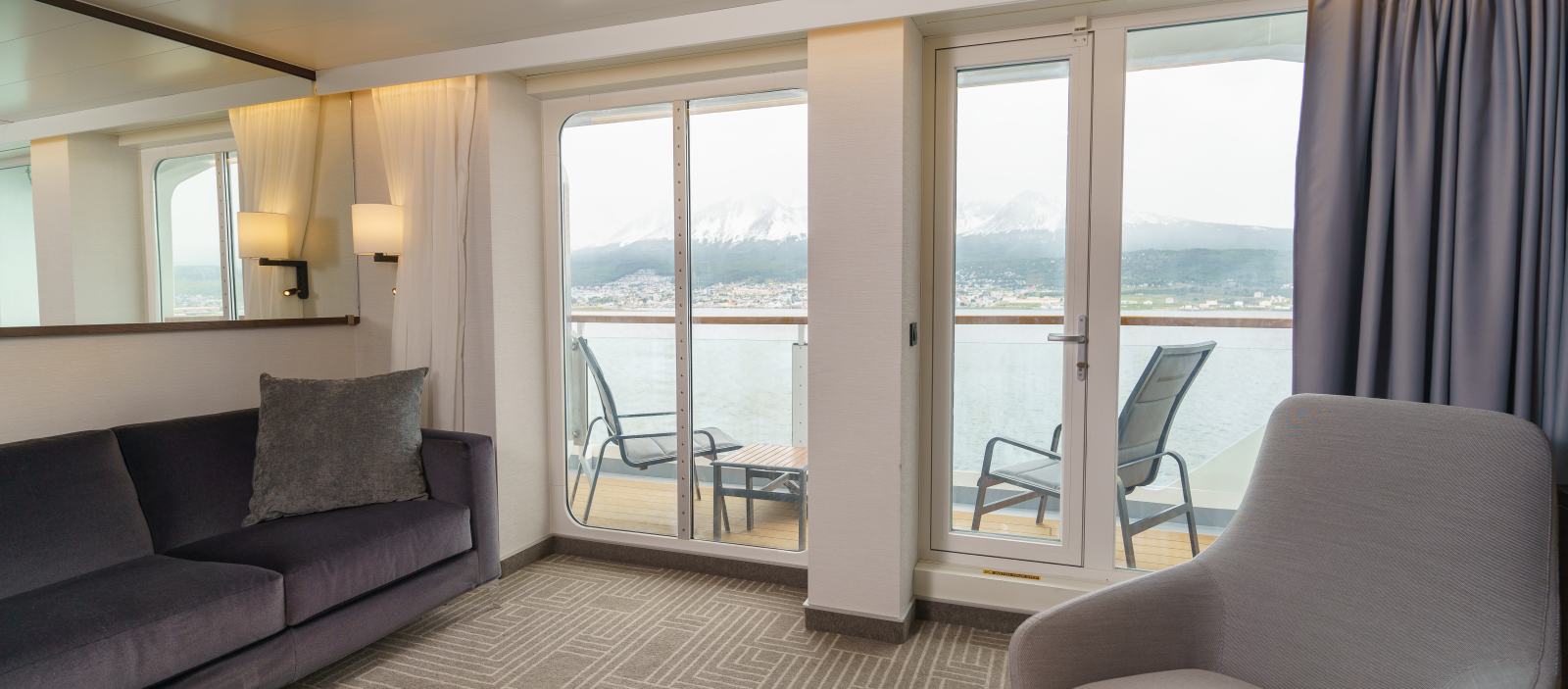 ULTRAMARINE | 199 Passagiere - Polar