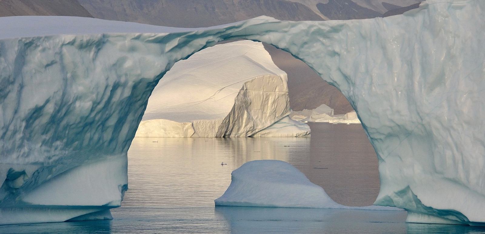 MS EXPEDITION | Höhepunkte der Arktis - Von Island über Ostgrönland nach Spitzbergen - Polar