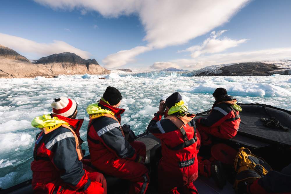 MS QUEST | Expedition Svalbard: Im Reich der Eisbären mit der M/S QUEST - Polar