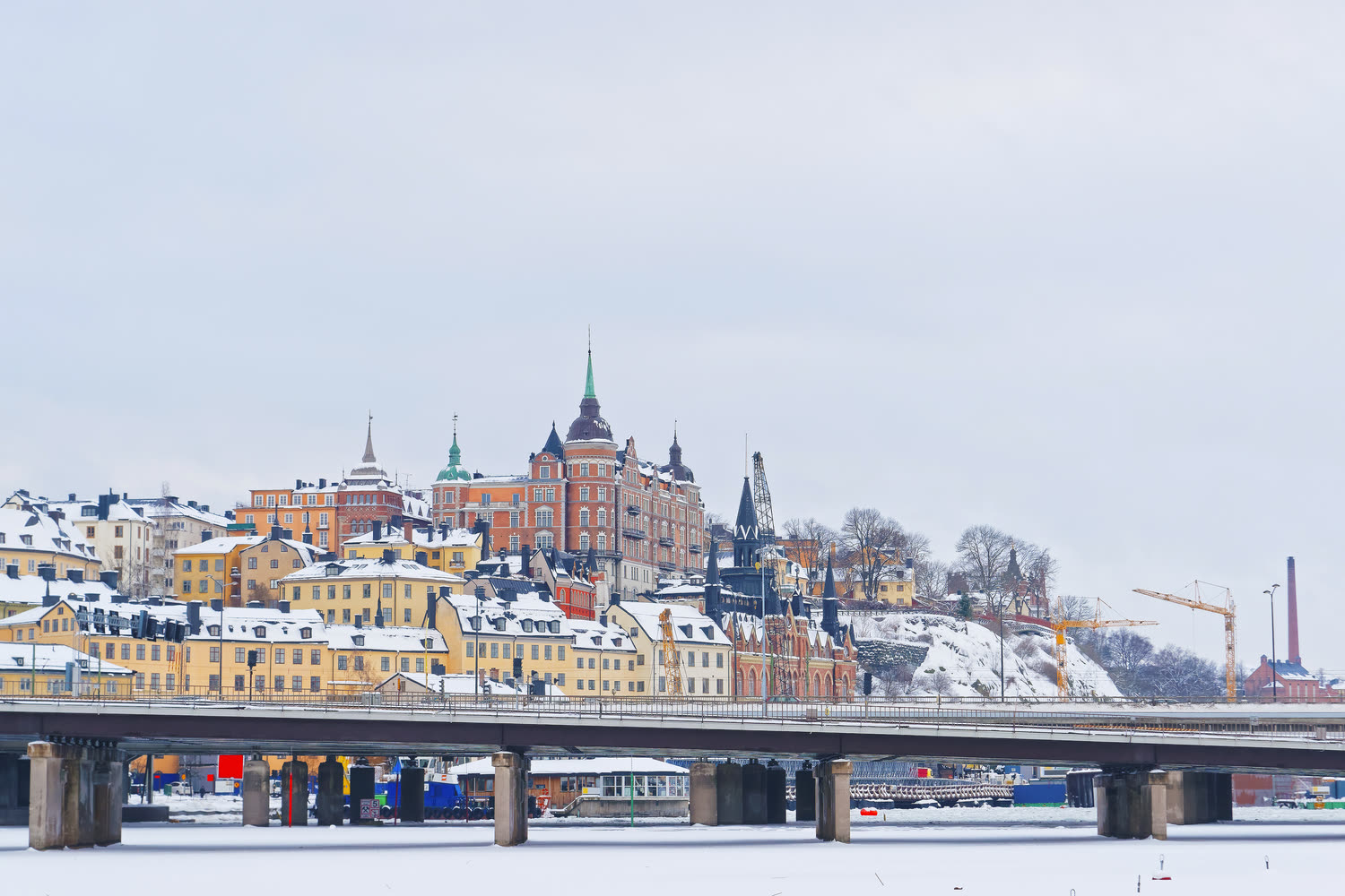 Winterliche Skyline von Stockholm — Foto: Shutterstock
