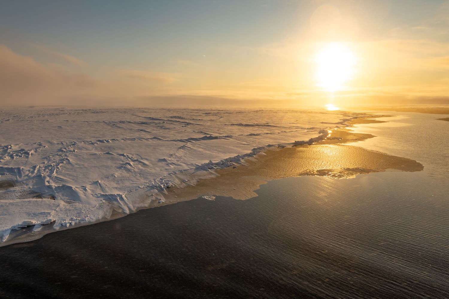 Sonnenuntergang am Pol — Foto: Studio PONANT / Olivier Blaud