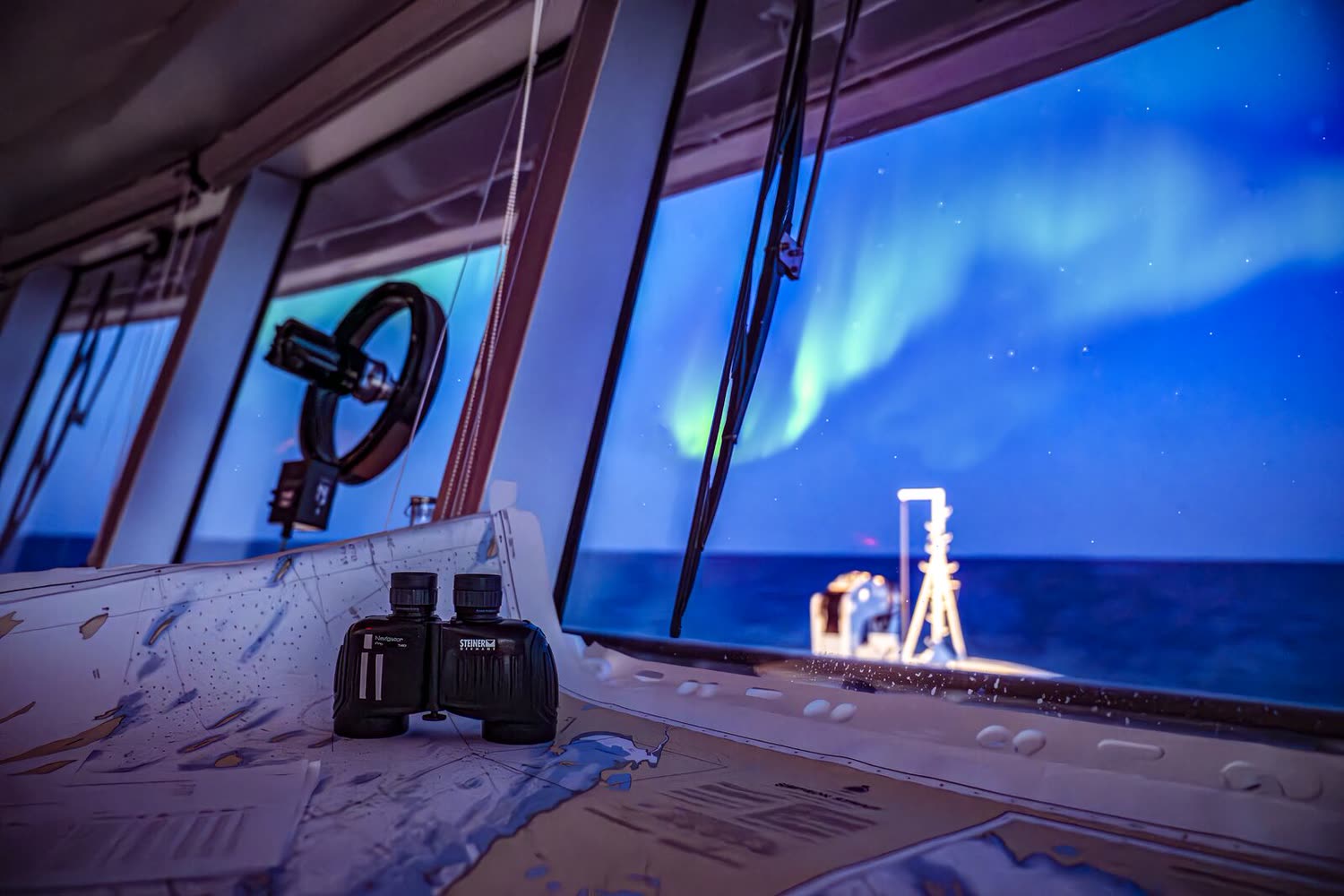 Nordlichter über Grönland — Foto: Studio PONANT / Julie Lacombe