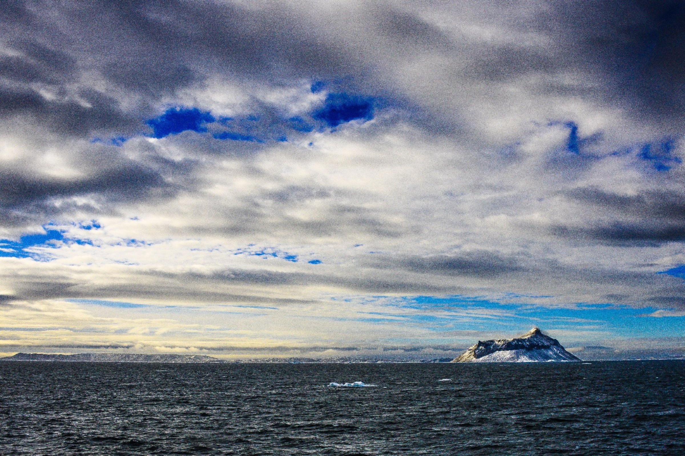 Admiralty Sound · Tafeleisberge — Foto: Oceanwide Expeditions