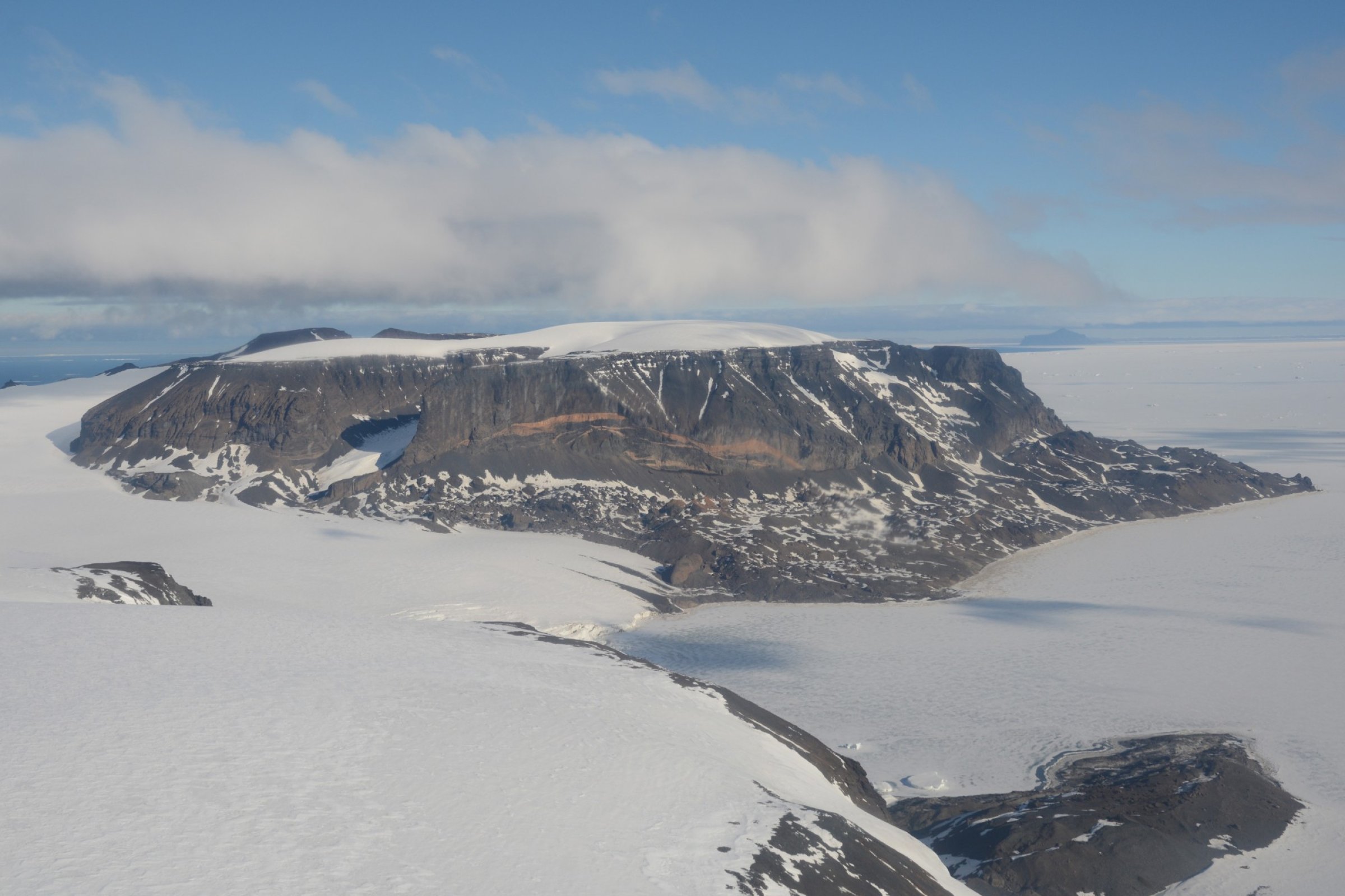 Snow Hill Island aus der Vogelperspektive — Foto: Oceanwide Expeditions