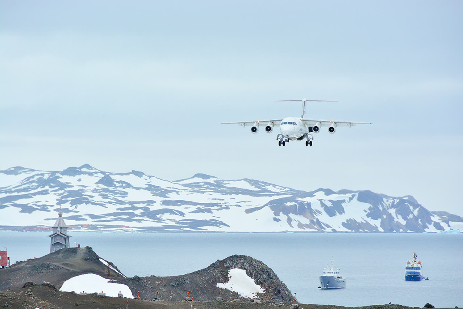 Flugzeug + Ocean Nova: Fly the Drake Passage